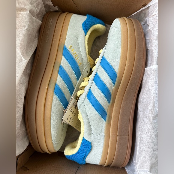 NWT Adidas Gazelle Bold Almost Blue/Bright Blue/Almost Yellow Size W7 - Picture 12 of 15